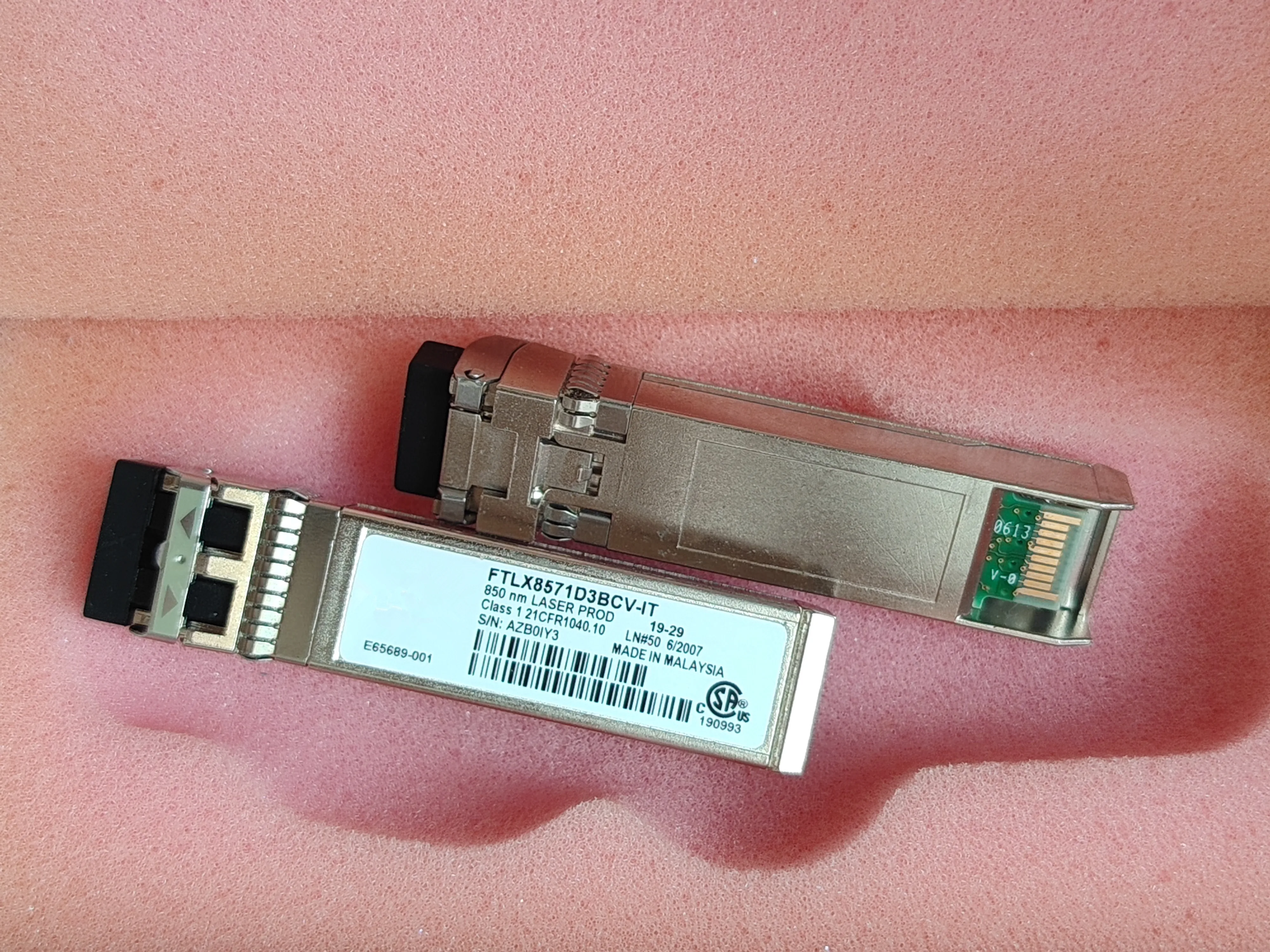New Optical Fiber Sfp 10g/FTLX8571D3BCV-IT/10G SFP/E65689-001/I-ntel X710 X520 Transceiver General 10g/10G Fiber Optical Module
New Optical Fiber Sfp 10g/FTLX8571D3BCV-IT/10G SFP/E65689-001/I-ntel X710 X520 Transceiver General 10g/10G Fiber Optical Module