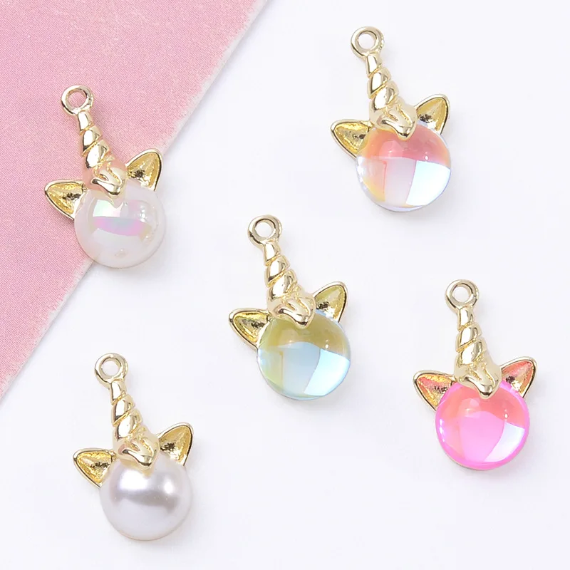 100Pcs sets of playful earrings necklace, DIY pendant, accessories, small fresh and cute unicorn pendant is now available.
100Pcs sets of playful earrings necklace, DIY pendant, accessories, small fresh and cute unicorn pendant is now available.