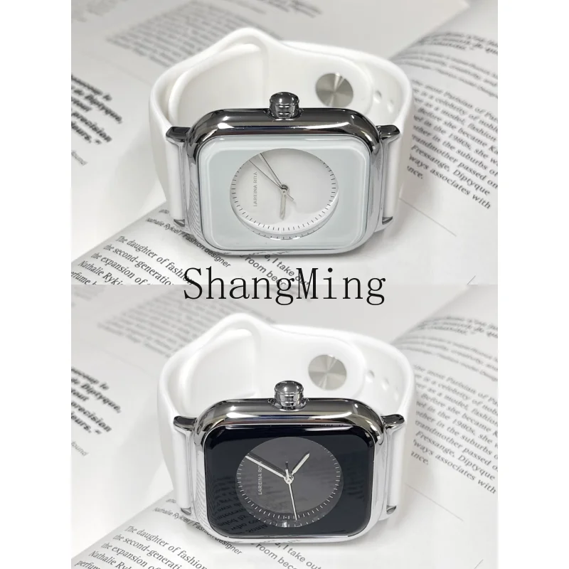 CL watch women's student simple high-value new light luxury niche high-end women's watch
CL watch women's student simple high-value new light luxury niche high-end women's watch