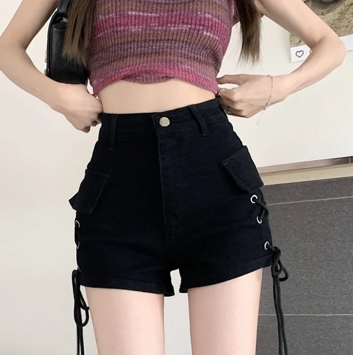 Women's Trousers 2025 Retro High Waist Slimming Black Workwear Jeans, Spicy Girl Design, Drawstring Hot Pants, Super Shorts
Women's Trousers 2025 Retro High Waist Slimming Black Workwear Jeans, Spicy Girl Design, Drawstring Hot Pants, Super Shorts
