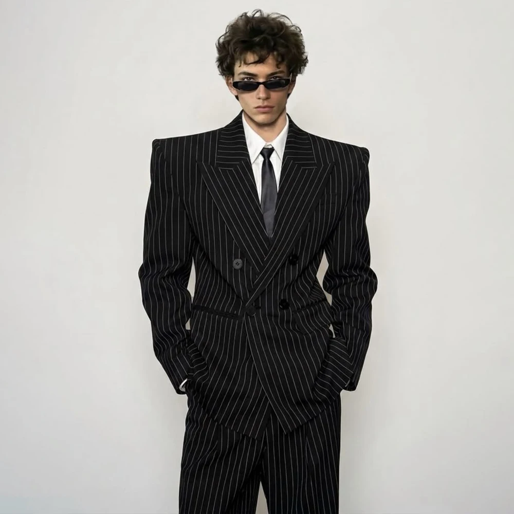 Classic Men's Black Pinstripe Suits Oversized Double Breasted Blazer Retro 2 Piece Jacket Pants Set for Fashion Evening Party
Classic Men's Black Pinstripe Suits Oversized Double Breasted Blazer Retro 2 Piece Jacket Pants Set for Fashion Evening Party