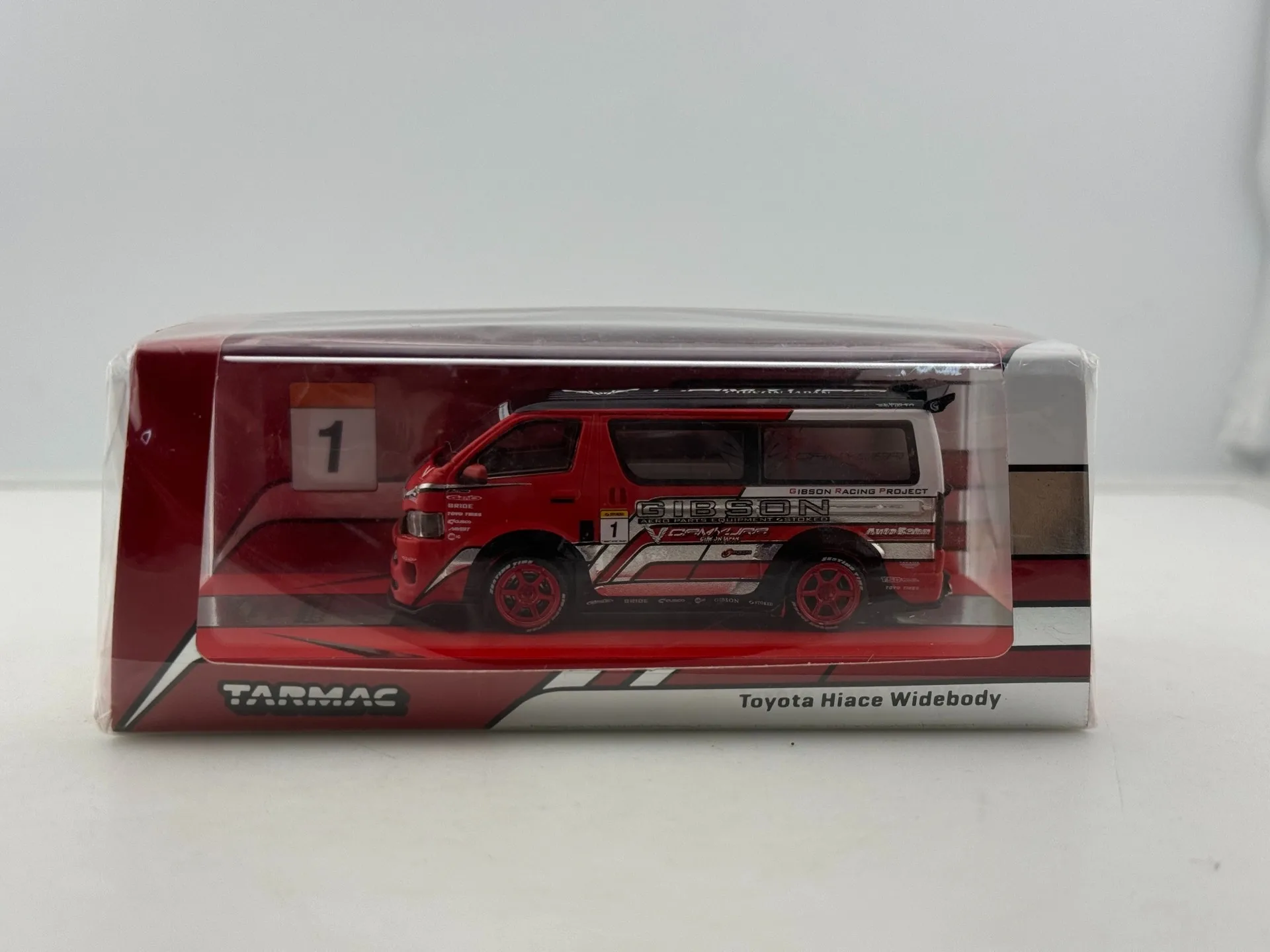 Литой под давлением TARMAC WORKS TW масштаб 1/64 TOYOTA HIACE WIDE BODY модель автомобиля Коллекционная игрушка в подарок сувенирный дисплей орнамент 
Литой под давлением TARMAC WORKS TW масштаб 1/64 TOYOTA HIACE WIDE BODY модель автомобиля Коллекционная игрушка в подарок сувенирный дисплей орнамент