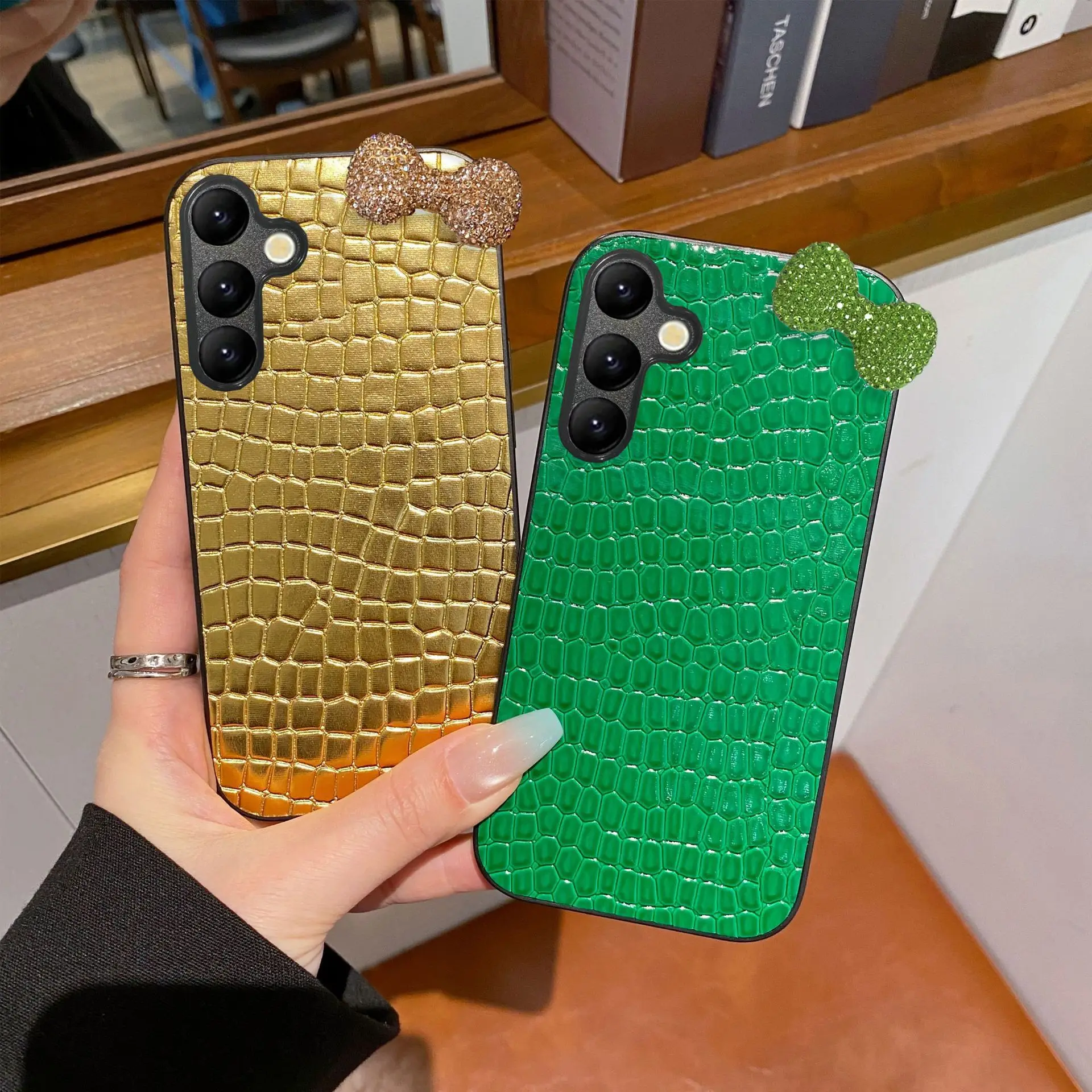 Crocodile Textured Soft Case For Samsung Galaxy A15 A16 A37 A56 A57 S25 S24 S23 Plus FE S26 Ultra Cute 3D Faux diamond Bow Shell
Crocodile Textured Soft Case For Samsung Galaxy A15 A16 A37 A56 A57 S25 S24 S23 Plus FE S26 Ultra Cute 3D Faux diamond Bow Shell