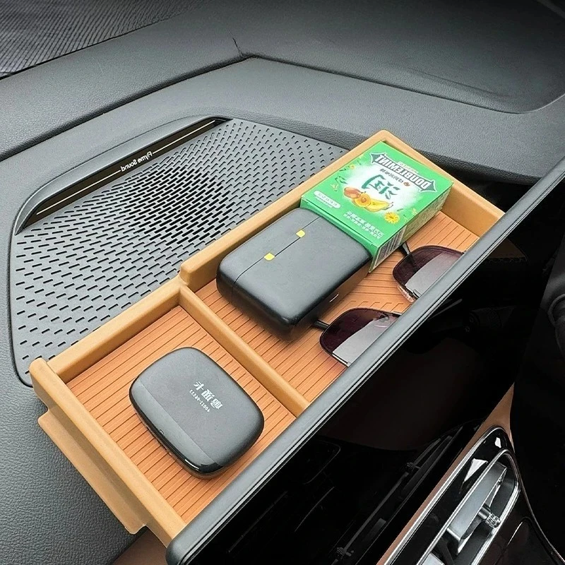 Behind Screen Storage Box, Interior Dashboard Organizer for 2025 4th Gen Boyue L / Starray
Behind Screen Storage Box, Interior Dashboard Organizer for 2025 4th Gen Boyue L / Starray