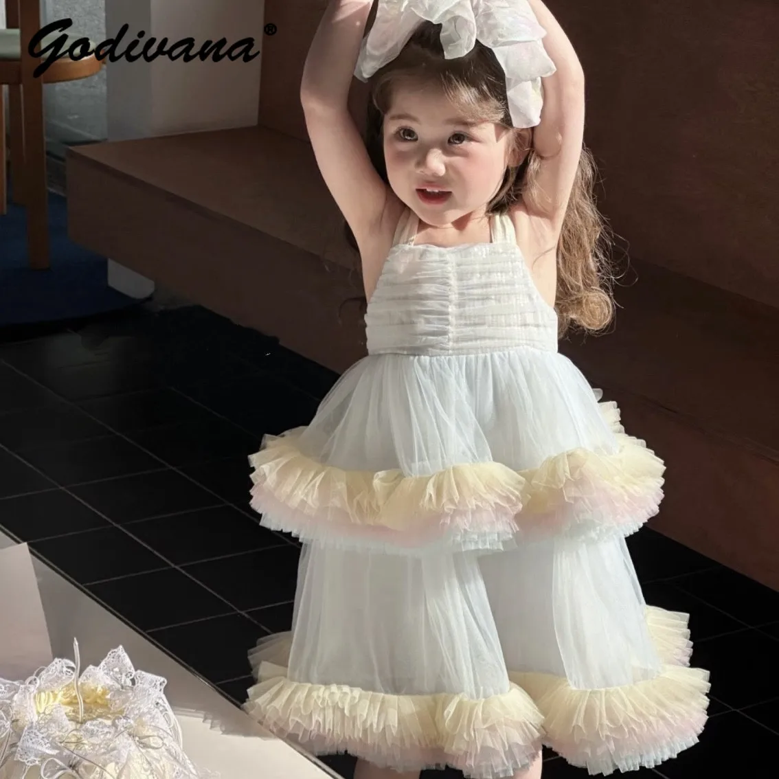Sweet Baby Girls Elegant Rainbow Gradient Tutu Princess Cake Sundress Kids Tulle Ruffle Trim Puffy Birthday Party Casual Gown
Sweet Baby Girls Elegant Rainbow Gradient Tutu Princess Cake Sundress Kids Tulle Ruffle Trim Puffy Birthday Party Casual Gown