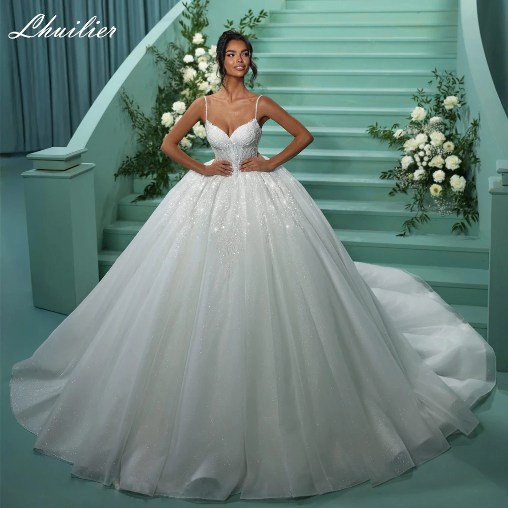 Lhuilier Customized Spaghetti Straps Ball Gown Lace Wedding Dresses Sleeveless Beaded Bridal Gown with Chapel Train
Lhuilier Customized Spaghetti Straps Ball Gown Lace Wedding Dresses Sleeveless Beaded Bridal Gown with Chapel Train