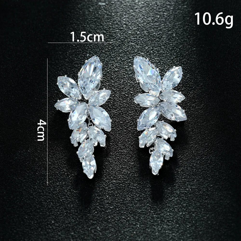 Luxury Zircon Leaf Drop Earring For Women Classic Accessories Elegant Gold Plated Jewelry
Luxury Zircon Leaf Drop Earring For Women Classic Accessories Elegant Gold Plated Jewelry