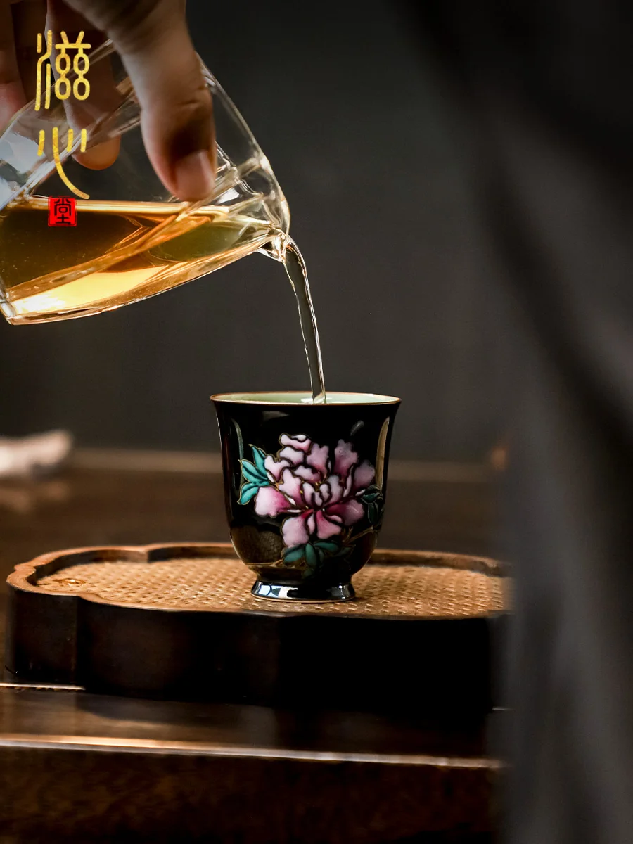 High-Grade Ugyen Double-Sided Glaze Hand-Painted Peony Handmade Ceramic Personal Cup Small Teacup Set Tasting
High-Grade Ugyen Double-Sided Glaze Hand-Painted Peony Handmade Ceramic Personal Cup Small Teacup Set Tasting