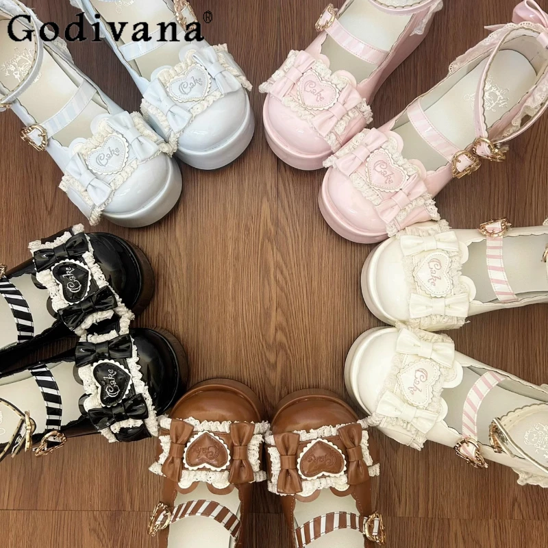 Original Lolita Dreamy and Sweet Lace Bow Princess Shoes Round Head Platform Doll Feeling Cute Girl Heart Mary Jane Single Shoes
Original Lolita Dreamy and Sweet Lace Bow Princess Shoes Round Head Platform Doll Feeling Cute Girl Heart Mary Jane Single Shoes