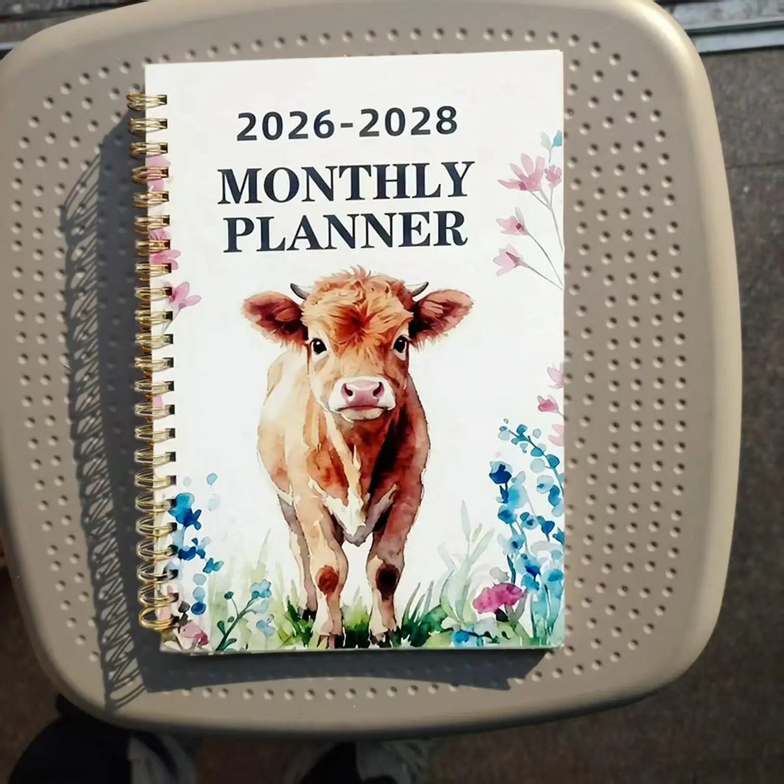 Ежемесячный планировщик на 2026-2028, блокнот с коровьим узором, 3-летний блокнот для учителей, детей, студентов, студентов, рабочих офисов, дома
Ежемесячный планировщик на 2026-2028, блокнот с коровьим узором, 3-летний блокнот для учителей, детей, студентов, студентов, рабочих офисов, дома