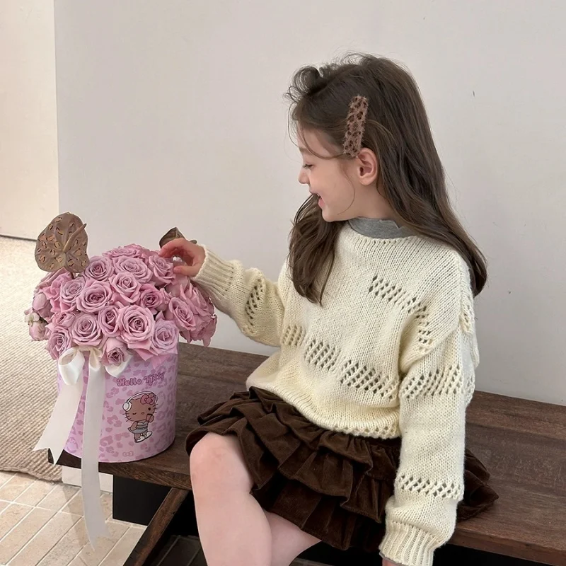 Girl 2026 Spring Korean Edition Loose Western Style Stacked Hollow Sweater Children's Casual Knitted Hoodie Top Children's Gift
Girl 2026 Spring Korean Edition Loose Western Style Stacked Hollow Sweater Children's Casual Knitted Hoodie Top Children's Gift