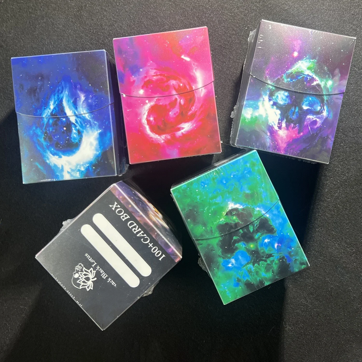 BL Classic 100+ BASIC LANDS Swamp Island Forest MTG Trading Cards Box TCG Storage Card Deck Case for /PKM/YGO With Two Dividers
BL Classic 100+ BASIC LANDS Swamp Island Forest MTG Trading Cards Box TCG Storage Card Deck Case for /PKM/YGO With Two Dividers