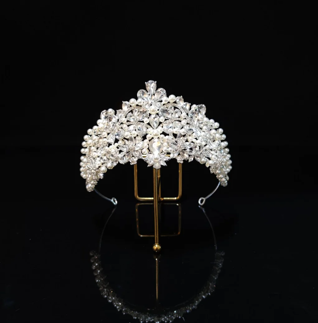 Luxury Bride Tiara For Wedding Hair Accessories Crystal Pearl Baroque Bridal Diadem Headdress Princess Tiaras Crown For Women
Luxury Bride Tiara For Wedding Hair Accessories Crystal Pearl Baroque Bridal Diadem Headdress Princess Tiaras Crown For Women