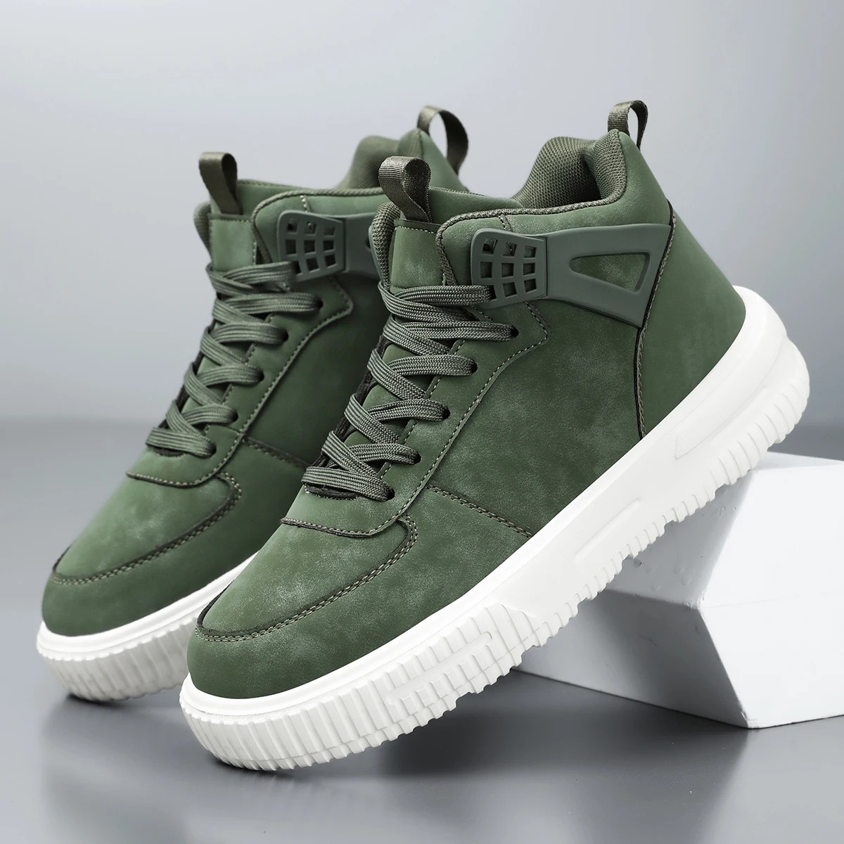 Men's Green High Top Sneakers Casual Leather Skate Shoes Lace-up Platform Streetwear Ankle Boots
Men's Green High Top Sneakers Casual Leather Skate Shoes Lace-up Platform Streetwear Ankle Boots