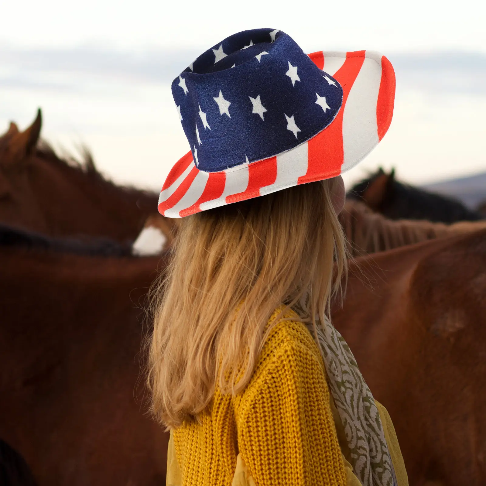 Cowboy Hat American Flag Summer Western Holiday Party Hat Lightweight Patriotic Decoration 4Th of July Independence Day Costume
Cowboy Hat American Flag Summer Western Holiday Party Hat Lightweight Patriotic Decoration 4Th of July Independence Day Costume