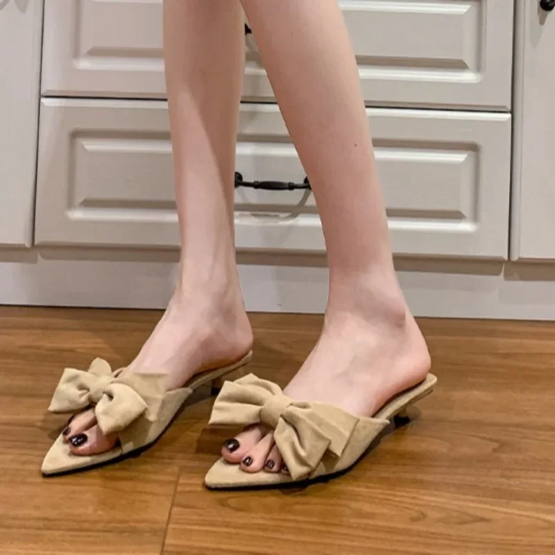 Women's Shoes 2025 New Open Toe Women's Slippers Fashion Butterfly-knot Dress Slippers Women Summer Best Seller Heels Women
Women's Shoes 2025 New Open Toe Women's Slippers Fashion Butterfly-knot Dress Slippers Women Summer Best Seller Heels Women