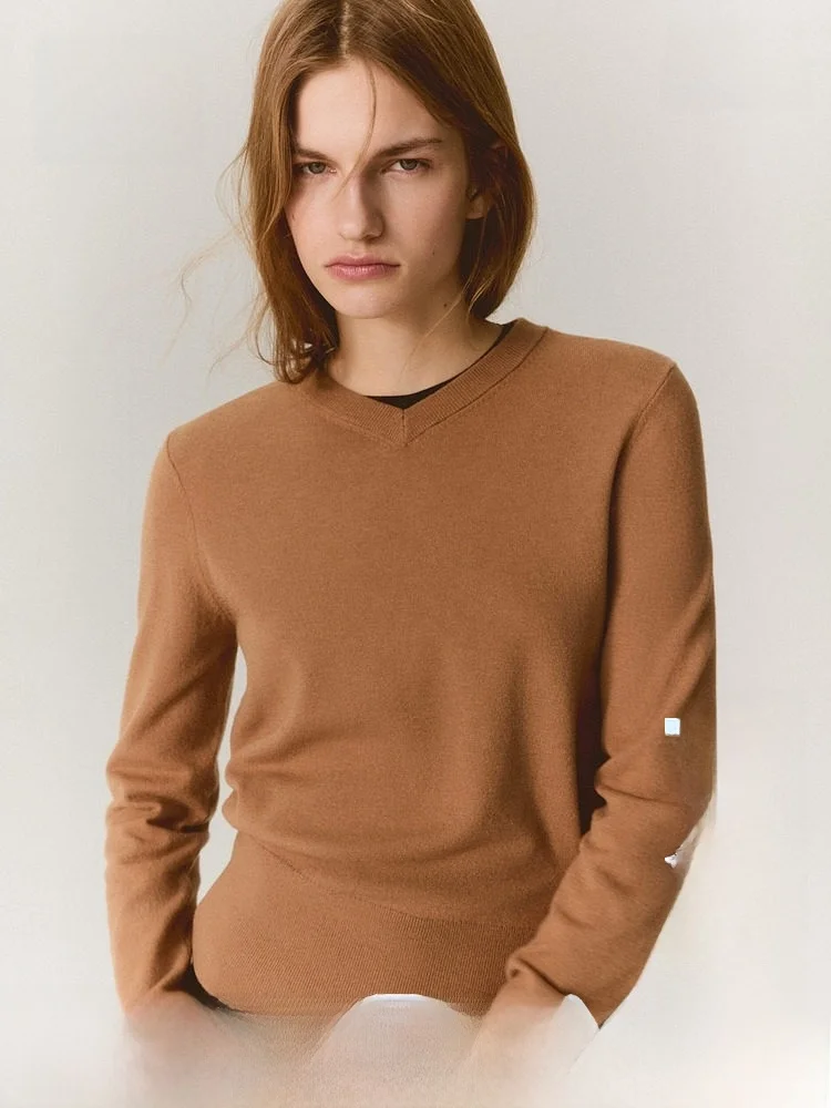 H&M Women's V-neck Knitwear Casual Style Suitable for Summer New Arrival Comfortable Fit Simple Design Polyester Blend
H&M Women's V-neck Knitwear Casual Style Suitable for Summer New Arrival Comfortable Fit Simple Design Polyester Blend
