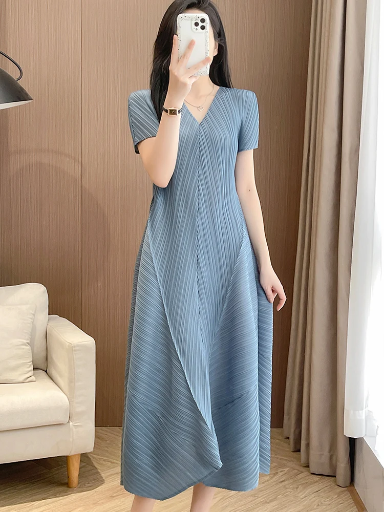 Simple Elegant Pure Color Loose Silhouette Spring Summer Wrap Dress Women's Fashion Design Casual Dress Commute Style
Simple Elegant Pure Color Loose Silhouette Spring Summer Wrap Dress Women's Fashion Design Casual Dress Commute Style
