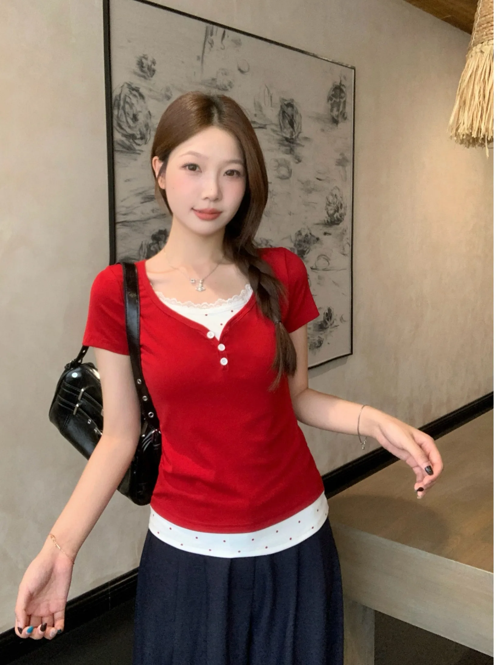plus Size Women's Summer Short Sleeve T-Shirt Lace Polka Dot Slim Fit Top Korean Style Commute Wind High Waist Design
plus Size Women's Summer Short Sleeve T-Shirt Lace Polka Dot Slim Fit Top Korean Style Commute Wind High Waist Design