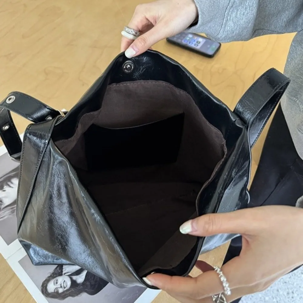 Soft Square Large Capacity Crossbody Bag Hobo Y2k Leather Shoulder Bag Solid Color Korean Style Women Handbag Work
Soft Square Large Capacity Crossbody Bag Hobo Y2k Leather Shoulder Bag Solid Color Korean Style Women Handbag Work