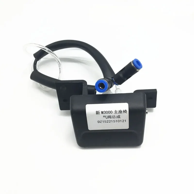DZ15221510121 Main Seat Air Valve Used For SHACMAN New M3000 Lift Adjustment Switch High And Low Airbag Control Truck Parts
DZ15221510121 Main Seat Air Valve Used For SHACMAN New M3000 Lift Adjustment Switch High And Low Airbag Control Truck Parts