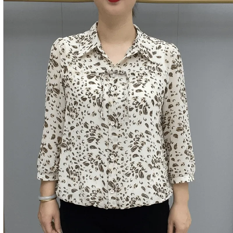 Women's Leopard Print 3/4 Sleeve Blouse Casual Loose Summer Mom Shirt
Women's Leopard Print 3/4 Sleeve Blouse Casual Loose Summer Mom Shirt