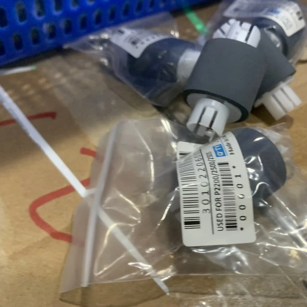 1X 301022060001 Ролик захвата для PANTUM P2500 P2200 P2505 M6500 M6550 M6600 M6602
1X 301022060001 Ролик захвата для PANTUM P2500 P2200 P2505 M6500 M6550 M6600 M6602