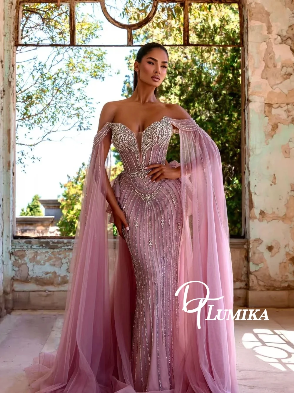 Гламурное вечернее платье со сверкающими бриллиантами и тяжелыми бисером, тонкое вечернее платье русалки с открытыми плечами, свадебное платье-тост, роскошное платье от кутюр
Гламурное вечернее платье со сверкающими бриллиантами и тяжелыми бисером, тонкое вечернее платье русалки с открытыми плечами, свадебное платье-тост, роскошное платье от кутюр