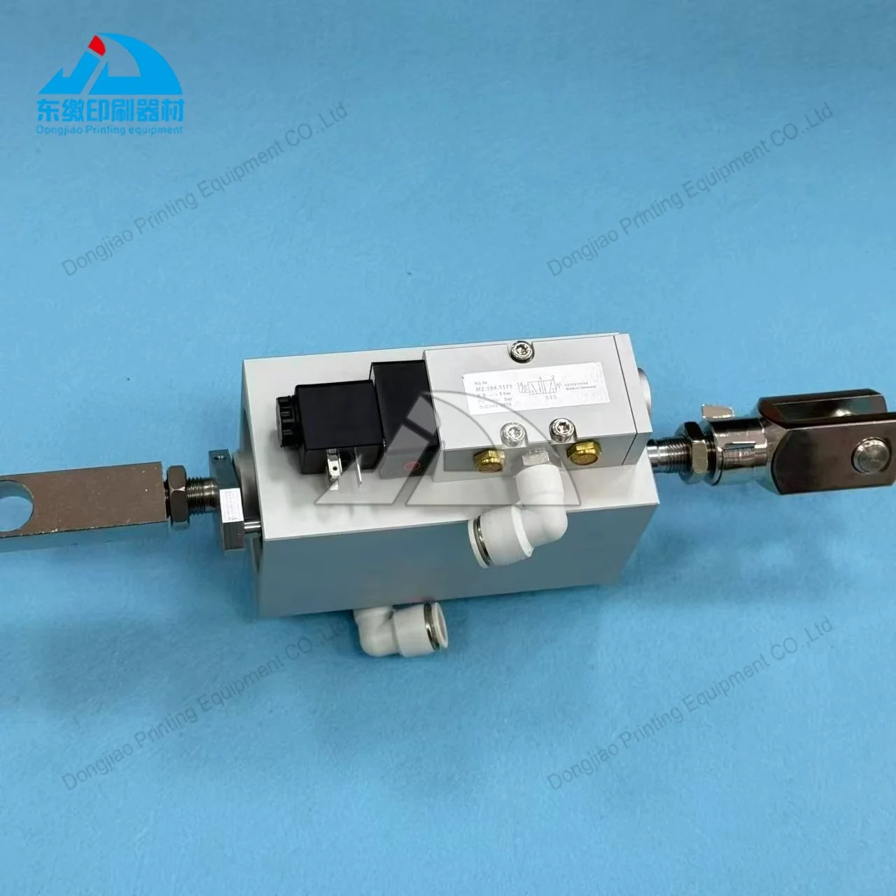 High Quality M2.184.1011 Pneumatic Cylinder Unit Offset Printing Machine Parts Impression Piston Pneumatic Cylinder M2.184.1171
High Quality M2.184.1011 Pneumatic Cylinder Unit Offset Printing Machine Parts Impression Piston Pneumatic Cylinder M2.184.1171