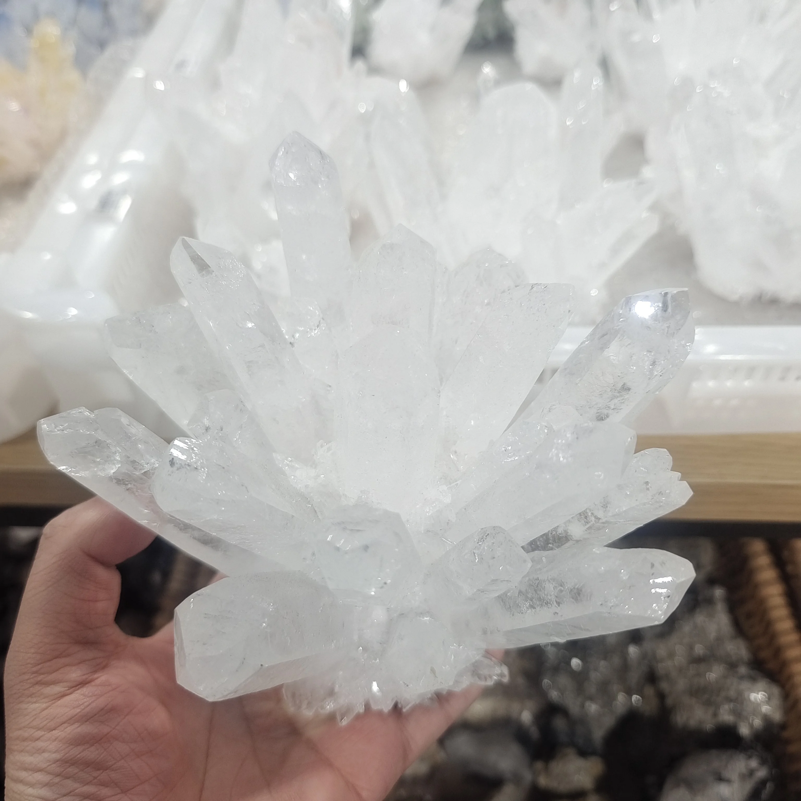 5A натуральные кристаллы, прозрачный кварцевый кластер, образец, Freeform Energy Reiki, лечебные камни, аксессуары для аквариума декорации драгоценный камень
5A натуральные кристаллы, прозрачный кварцевый кластер, образец, Freeform Energy Reiki, лечебные камни, аксессуары для аквариума декорации драгоценный камень