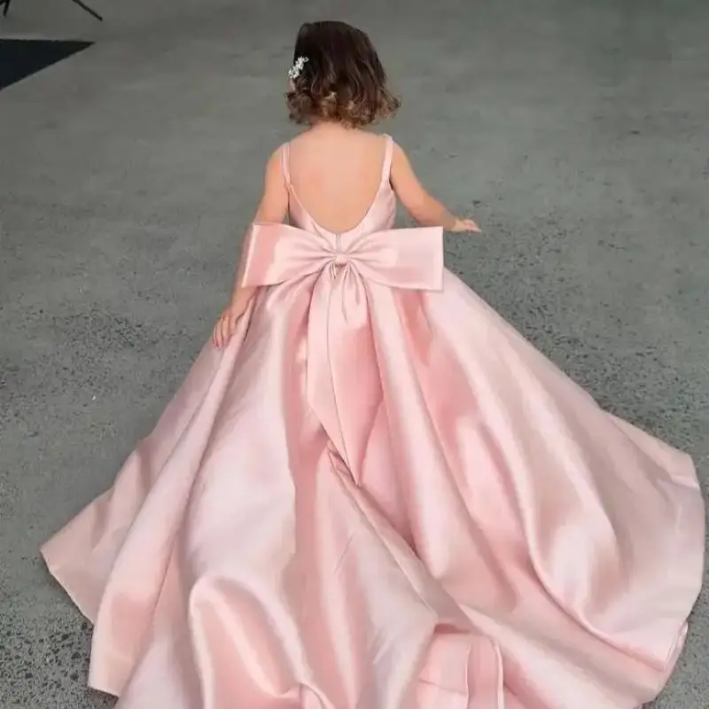 Customized Pink Flower Girl Dresses For Wedding Satin Backless With Bow Elegant Kids Birthday Party First Communion Ball Gown
Customized Pink Flower Girl Dresses For Wedding Satin Backless With Bow Elegant Kids Birthday Party First Communion Ball Gown