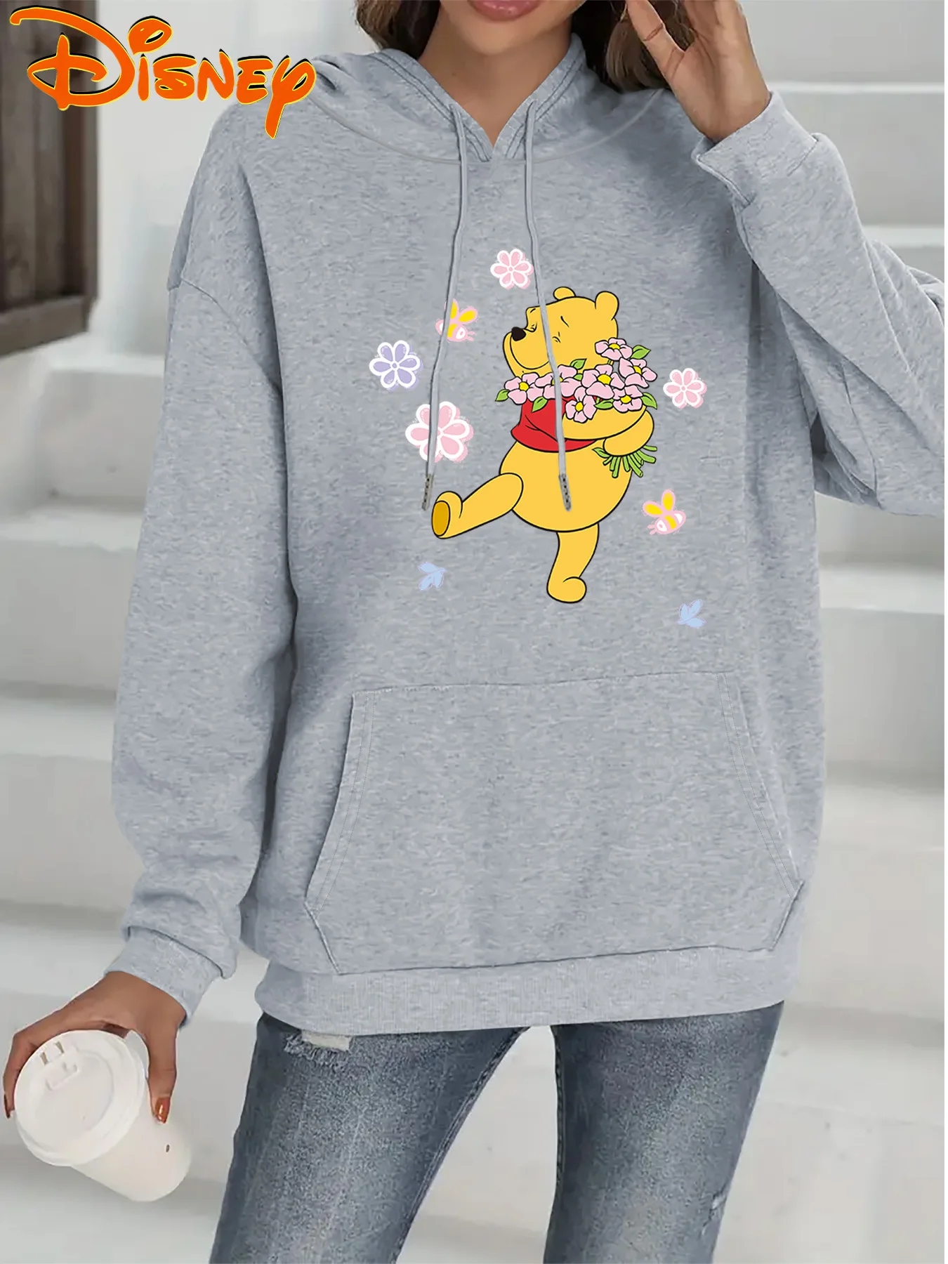 Женские толстовки с капюшоном Disney Winnie The Pooh, модная уличная одежда большого размера, толстовки унисекс, осенне-зимние флисовые повседневные универсальные
Женские толстовки с капюшоном Disney Winnie The Pooh, модная уличная одежда большого размера, толстовки унисекс, осенне-зимние флисовые повседневные универсальные