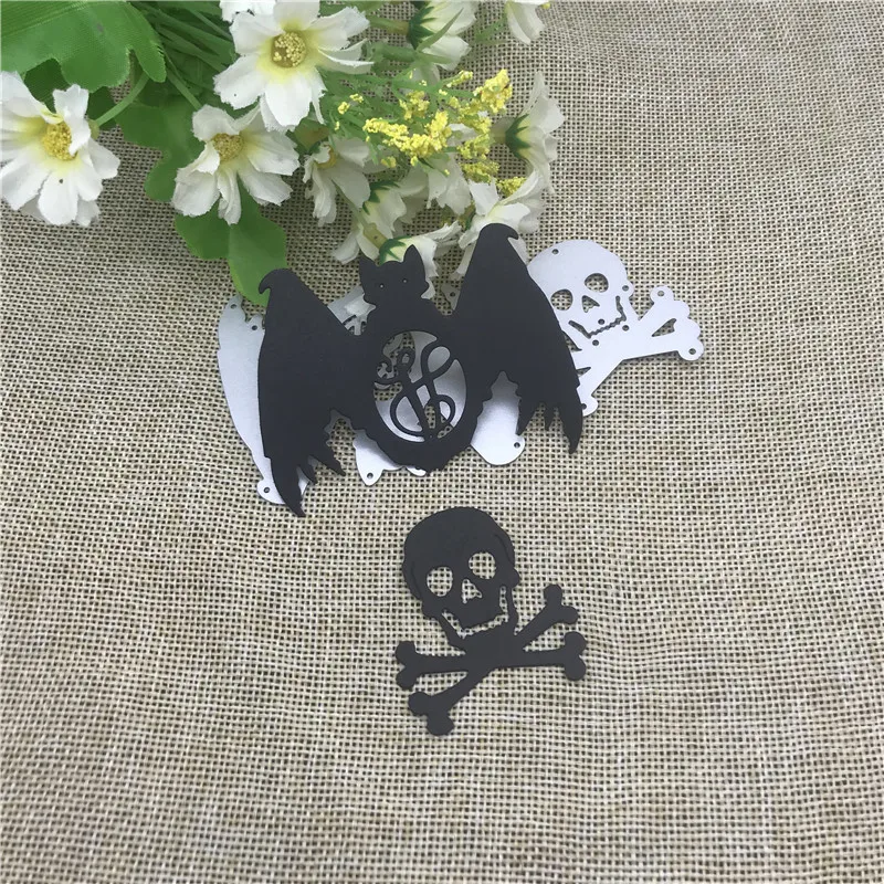 Halloween Metal cutting dies mold Round hole label tag Scrapbook paper craft knife mould blade punch stencils dies
Halloween Metal cutting dies mold Round hole label tag Scrapbook paper craft knife mould blade punch stencils dies