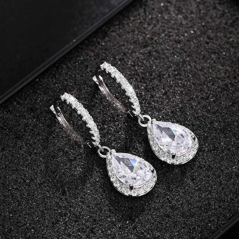 Exquisite 925 Sterling Silver Water Drop Round Inlay Zircon Pendant Hoop Earrings Women Wedding Jewelry Rhinestone CZ Eardrop
Exquisite 925 Sterling Silver Water Drop Round Inlay Zircon Pendant Hoop Earrings Women Wedding Jewelry Rhinestone CZ Eardrop