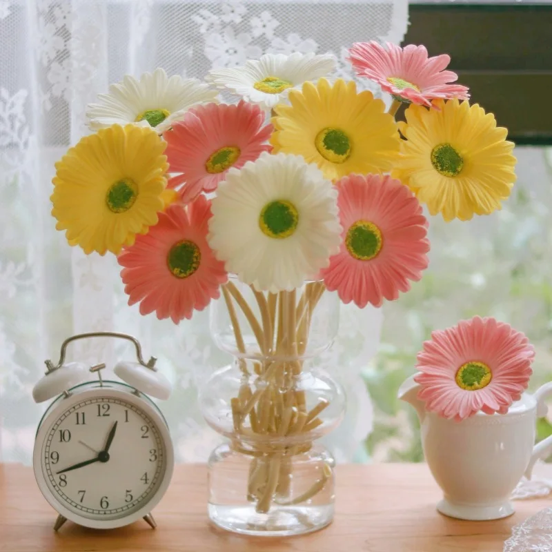 PU Gerbera Artificial Flowers, Fake African Daisy Bouquet for Wedding Home Living Room Decor Floral Arrangement
PU Gerbera Artificial Flowers, Fake African Daisy Bouquet for Wedding Home Living Room Decor Floral Arrangement