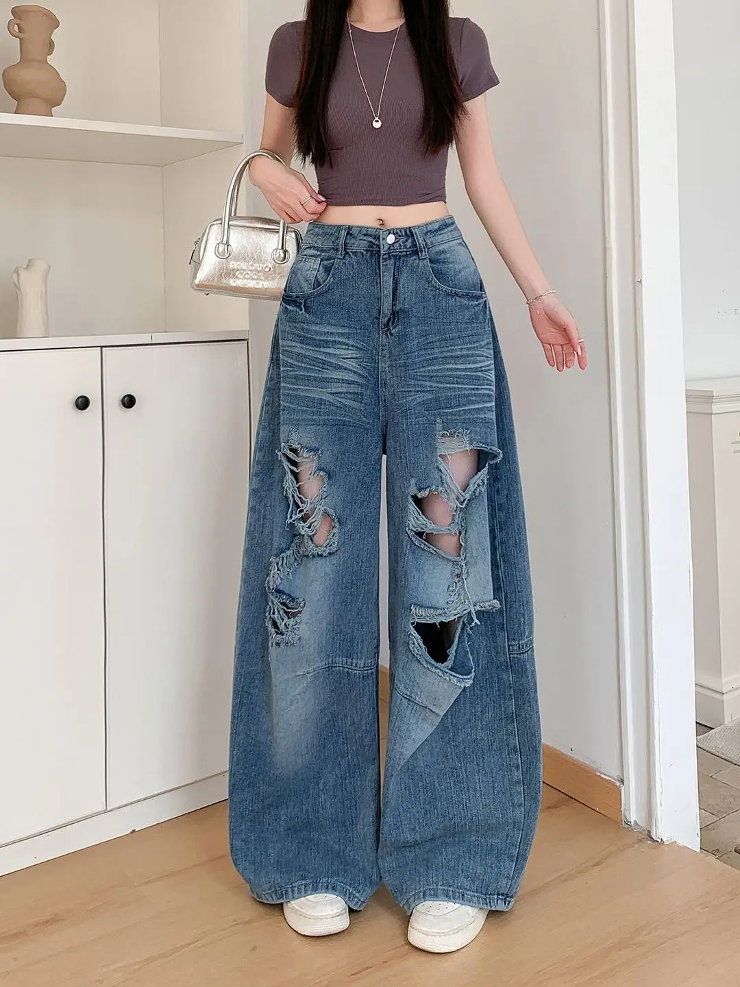 Retro Washed Distressed Denim Jeans Women Summer New Loose Lazy Style Wide Leg Floor Length Pants Casual Comfortable Blue
Retro Washed Distressed Denim Jeans Women Summer New Loose Lazy Style Wide Leg Floor Length Pants Casual Comfortable Blue