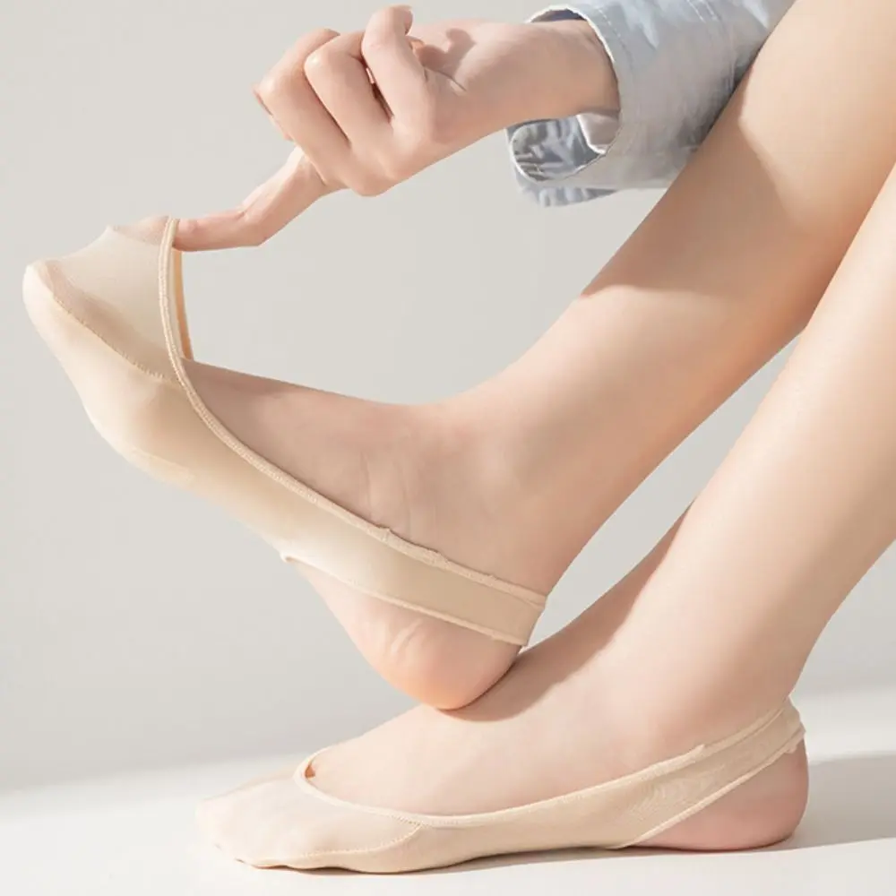 5Pairs Ultra-thin Ice Silk Suspender Socks Invisible Anti-slip Half Feet Socks Shallow Mouth Hosiery Half Palm Boat Socks Women
5Pairs Ultra-thin Ice Silk Suspender Socks Invisible Anti-slip Half Feet Socks Shallow Mouth Hosiery Half Palm Boat Socks Women