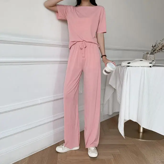 Fashionable Soft Ice Silk Sleepwear Set Women's round Neck Short Sleeve Long Pants Casual Home Clothes Two-Piece Spring Set
Fashionable Soft Ice Silk Sleepwear Set Women's round Neck Short Sleeve Long Pants Casual Home Clothes Two-Piece Spring Set