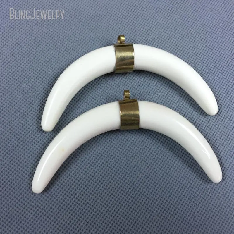 5pcs Tibetan White Ox Turquoise Double Horn Crescent Bull Horn Pendant Bohemian Buffalo Bone Bag Keychain Charm Jewelry Making
5pcs Tibetan White Ox Turquoise Double Horn Crescent Bull Horn Pendant Bohemian Buffalo Bone Bag Keychain Charm Jewelry Making