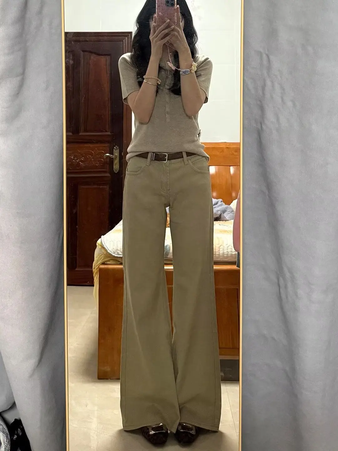 American Retro Khaki Flared Jeans Women's Spring Autumn High Waist plus Size Loose Slimming Floor-Length Pants
American Retro Khaki Flared Jeans Women's Spring Autumn High Waist plus Size Loose Slimming Floor-Length Pants