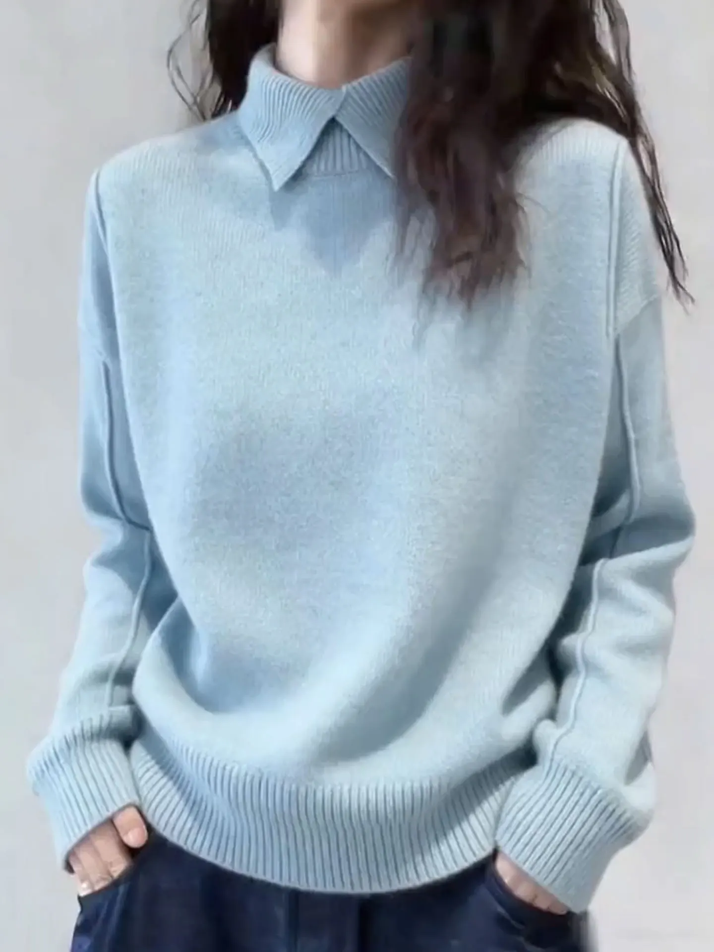 Теплый однотонный вязаный свитер с длинными рукавами, свободного кроя, универсальный, весенний, в корейском стиле, для повседневной носки, женский топ
Теплый однотонный вязаный свитер с длинными рукавами, свободного кроя, универсальный, весенний, в корейском стиле, для повседневной носки, женский топ