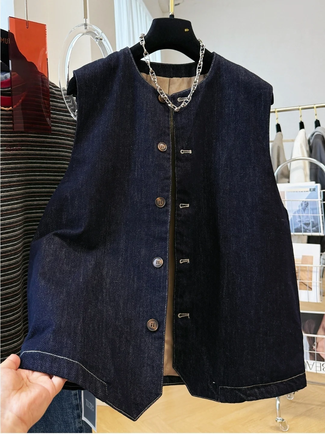 Loose Fit Denim Vest ex Oversized Svel round Ne Vintage Sle Autumn Outerwear Youth Faion Knitted Casual Top
Loose Fit Denim Vest ex Oversized Svel round Ne Vintage Sle Autumn Outerwear Youth Faion Knitted Casual Top