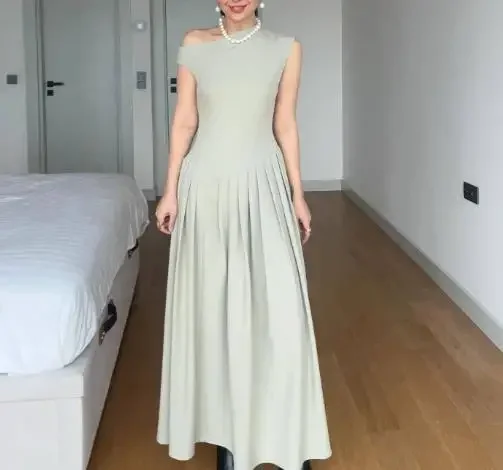 Dresses Women's 2026 New Fashion Female Clothing Summer Round Neck Short Sleeve Patchwork Asymmetrical Pleated High Waist Dress
Dresses Women's 2026 New Fashion Female Clothing Summer Round Neck Short Sleeve Patchwork Asymmetrical Pleated High Waist Dress