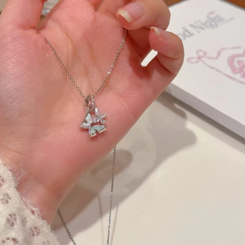 New Butterfly Necklace Light Luxury Niche High Sense Exquisite Jewelry Sweet Elegant Temperament Collarbone Chain Versatile Neck
New Butterfly Necklace Light Luxury Niche High Sense Exquisite Jewelry Sweet Elegant Temperament Collarbone Chain Versatile Neck