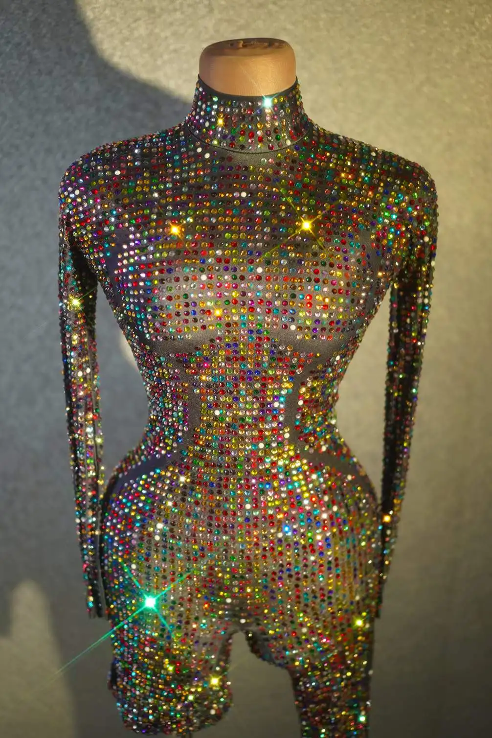 Women Sparkly Hot Drilling Process Full Rhinestone Luxury Club Night Performance Jumpsuits
Women Sparkly Hot Drilling Process Full Rhinestone Luxury Club Night Performance Jumpsuits