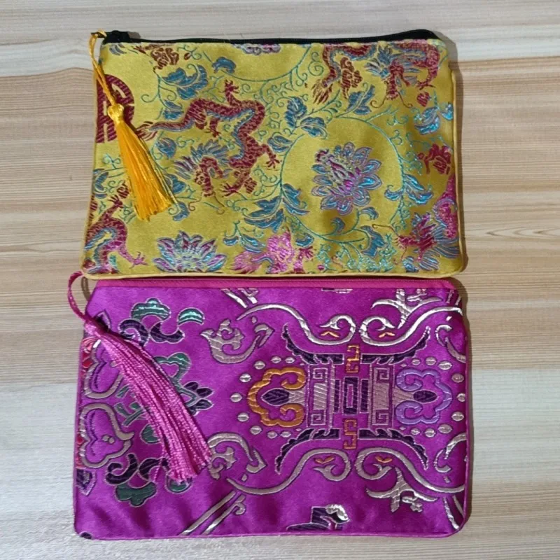 Embroidered Tassel Zip Purse for Women, Large Chinese Zipper, Makeup Gift Pouch, Silk Brocade, Cosmetic Storage Bags, 2PCs
Embroidered Tassel Zip Purse for Women, Large Chinese Zipper, Makeup Gift Pouch, Silk Brocade, Cosmetic Storage Bags, 2PCs
