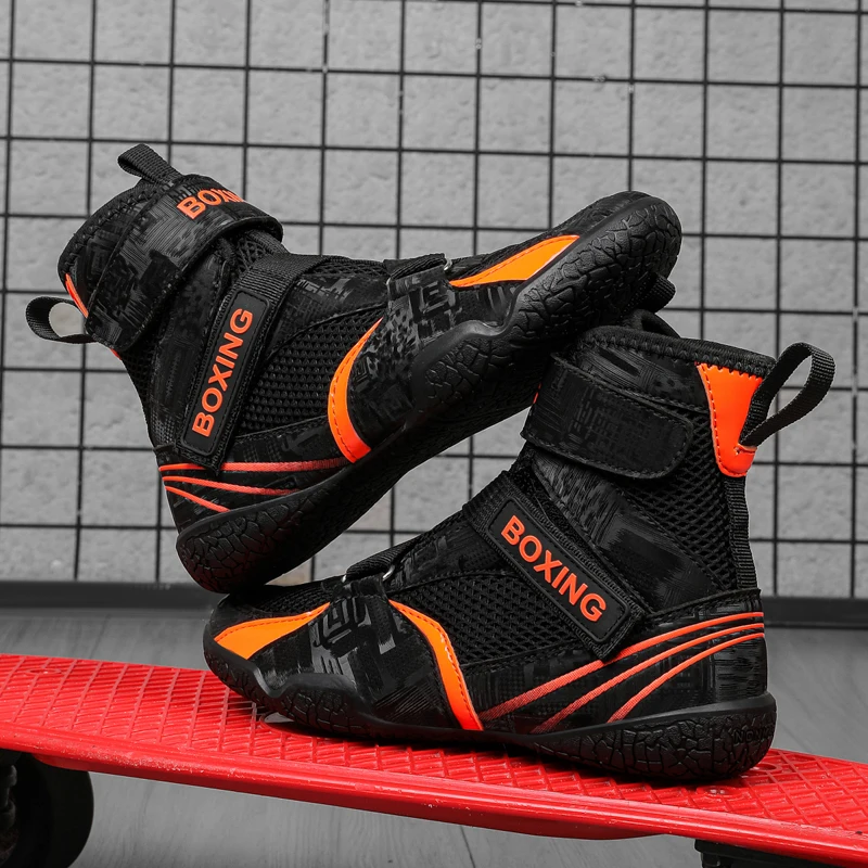 Wear-resistant non-slip gym folding boxing training boots professional new breathable men's and women's wrestling shoes
Wear-resistant non-slip gym folding boxing training boots professional new breathable men's and women's wrestling shoes