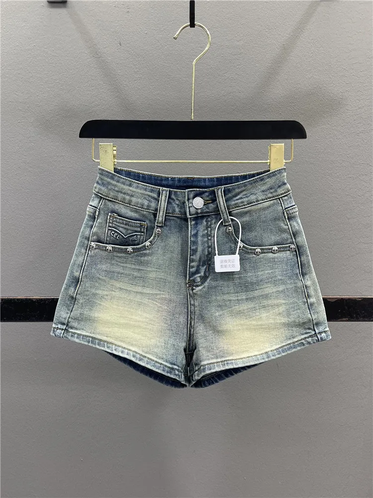 Retro American Pocket Rivet Denim Shorts Women's Summer Slim Fit High Waist Cotton Stretch Jeans High Waist Slimming Hot Pants
Retro American Pocket Rivet Denim Shorts Women's Summer Slim Fit High Waist Cotton Stretch Jeans High Waist Slimming Hot Pants