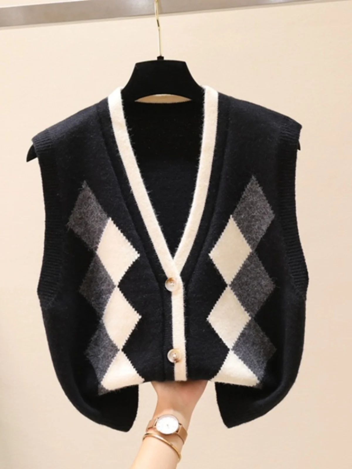 Women's V-Ne Knitted Vest Brand Tag Removed Color Blo Diamond Pattern Layering Open Cardigan ort Straight Cut Commute S...
Women's V-Ne Knitted Vest Brand Tag Removed Color Blo Diamond Pattern Layering Open Cardigan ort Straight Cut Commute S...