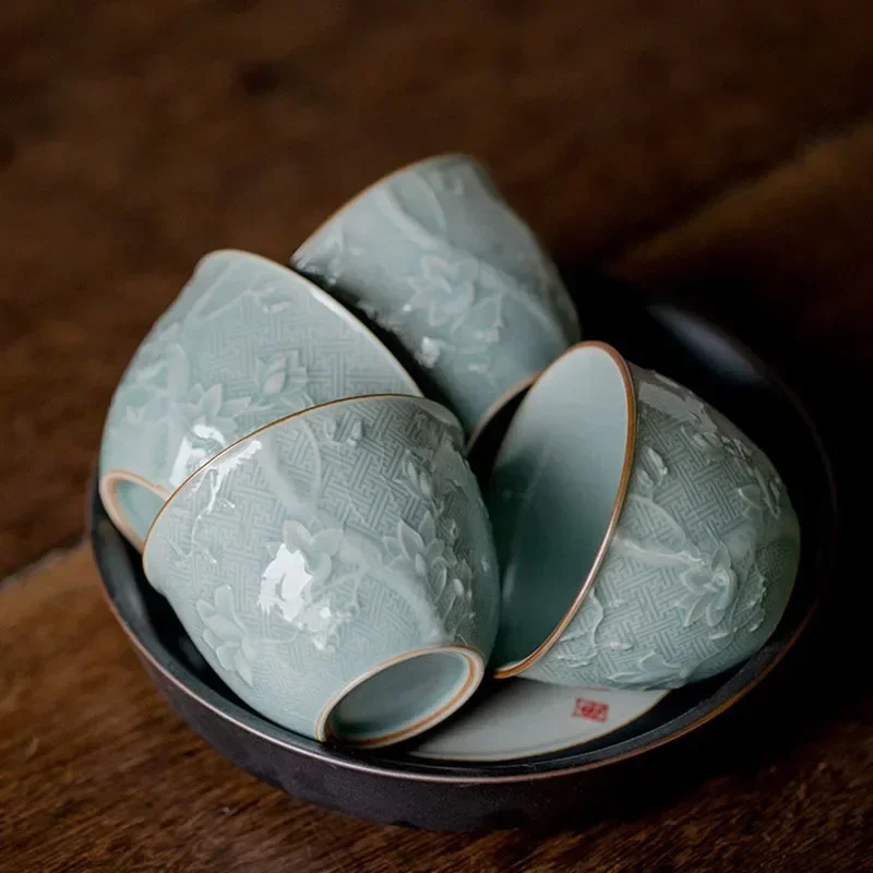 2pc/Set 60ml Retro Ge Kiln Ceramic Tea Cup Handmade Relief Flower Art Gracked Glaze Household Kung Fu Tea Personal Master Cup
2pc/Set 60ml Retro Ge Kiln Ceramic Tea Cup Handmade Relief Flower Art Gracked Glaze Household Kung Fu Tea Personal Master Cup